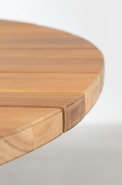 The Mura High Table