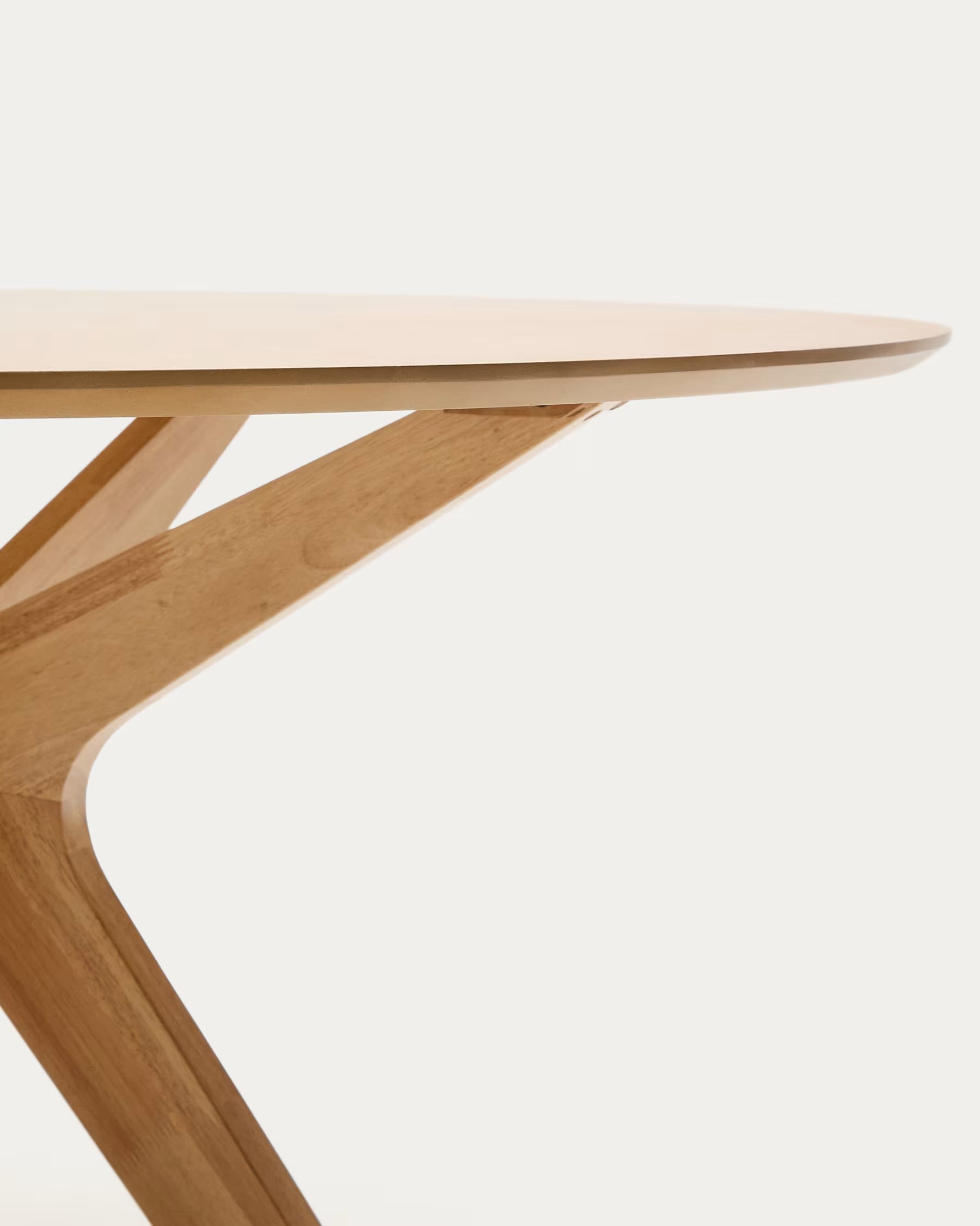 Gena Table